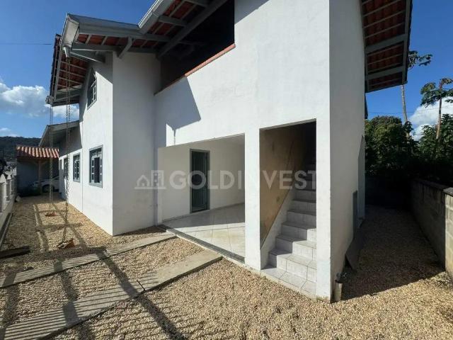 Casa / Sobrado para Locação em Brusque/SC Dom Joaquim 3 Quartos