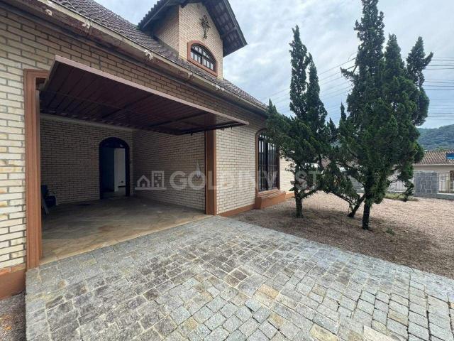 Casa / Sobrado para Locação em Brusque/SC Guarani 3 Quartos
