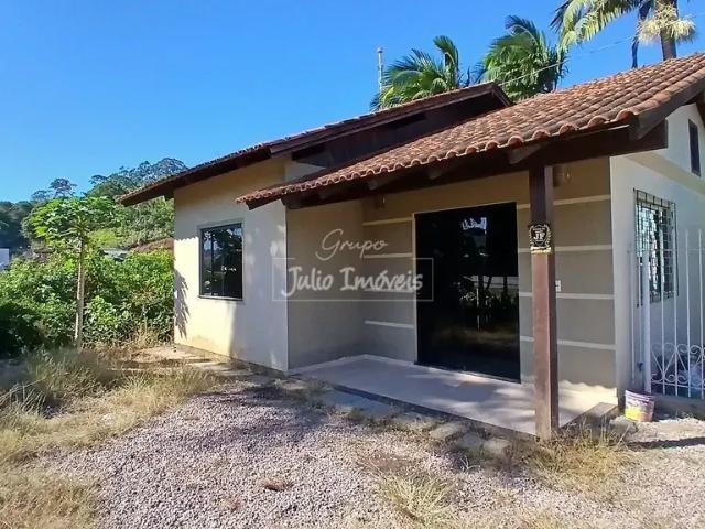 Casa / Sobrado para Locação em Brusque/SC Limoeiro 2 Quartos