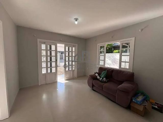 Casa / Sobrado para Locação em Brusque/SC Planalto 2 Quartos