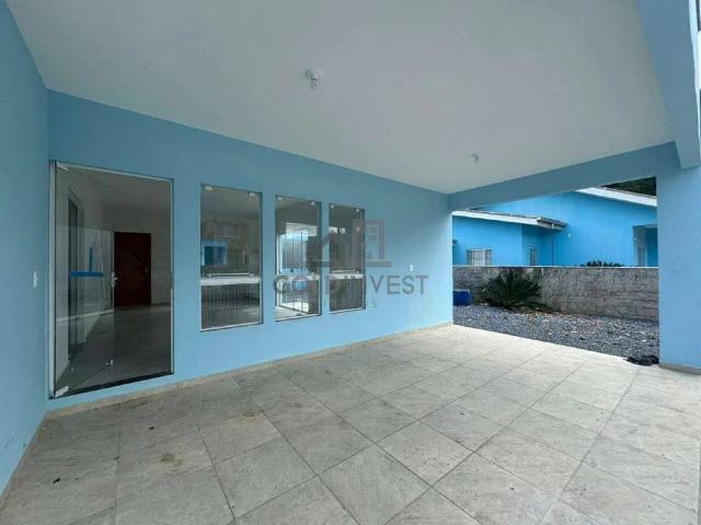 Casa / Sobrado para Locação em Brusque/SC Primeiro de Maio 3 Quartos