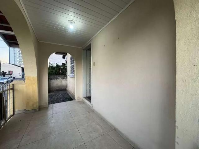 Casa / Sobrado para Locação em Brusque/SC Santa Rita