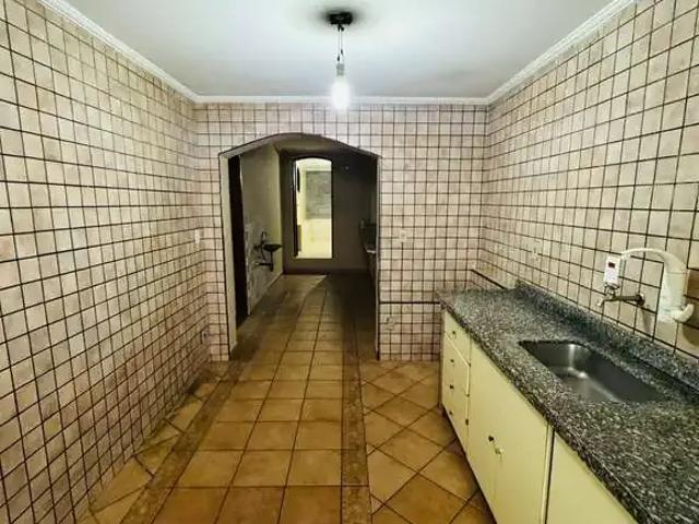 Casa / Sobrado para Locação em Bragança Paulista/SP Vila Aparecida 2 Quartos