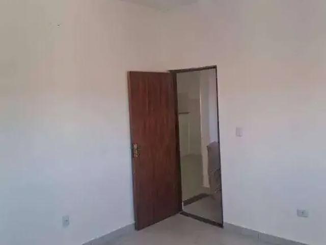 Casa / Sobrado para Locação em Bragança Paulista/SP Vila Aparecida 2 Quartos