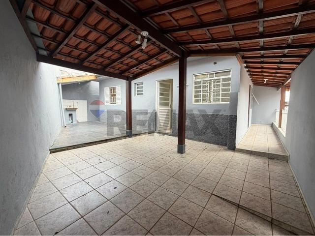 Casa / Sobrado para Locação em Bragança Paulista/SP Vila Aparecida 2 Quartos