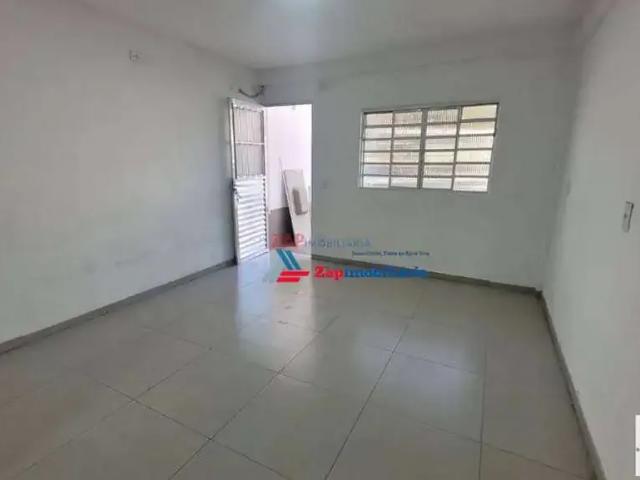 Casa / Sobrado para Locação em Bragança Paulista/SP Vila Aparecida 2 Quartos
