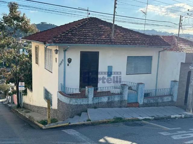 Casa / Sobrado para Locação em Bragança Paulista/SP Centro 3 Quartos