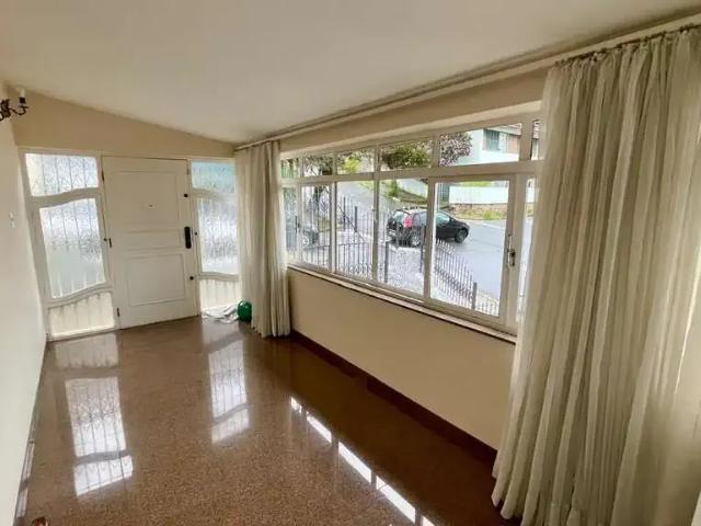 Casa / Sobrado para Locação em Bragança Paulista/SP Centro 4 Quartos