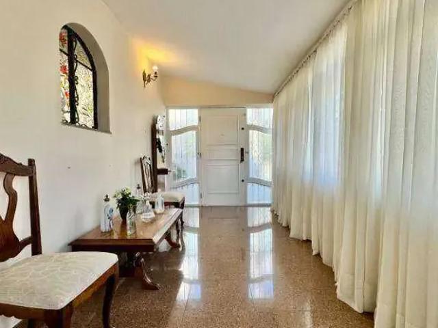 Casa / Sobrado para Locação em Bragança Paulista/SP Centro 4 Quartos