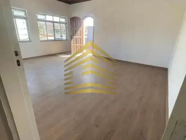 Casa / Sobrado para Locação em Bragança Paulista/SP Centro 4 Quartos