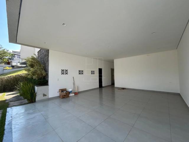 Casa / Sobrado para Locação em Bragança Paulista/SP Condomínio Vale das Águas 3 Quartos