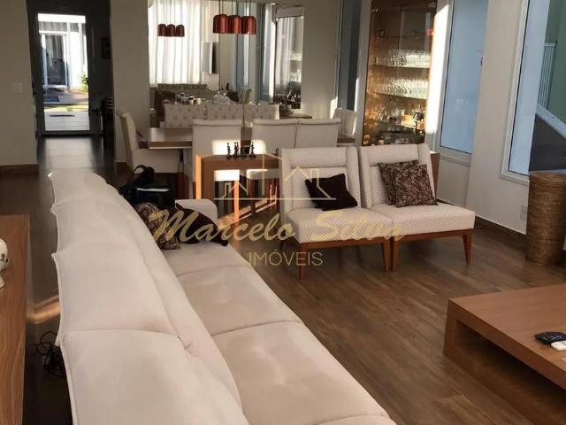 Casa / Sobrado para Locação em Bragança Paulista/SP Condomínio Vale das Águas 4 Quartos