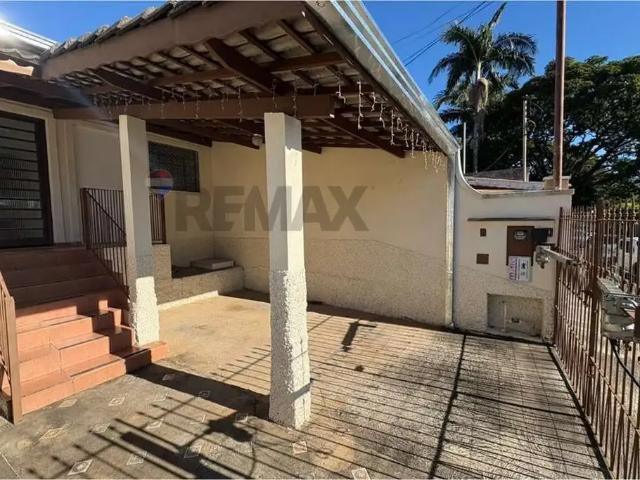 Casa / Sobrado para Locação em Bragança Paulista/SP Jardim São José 3 Quartos