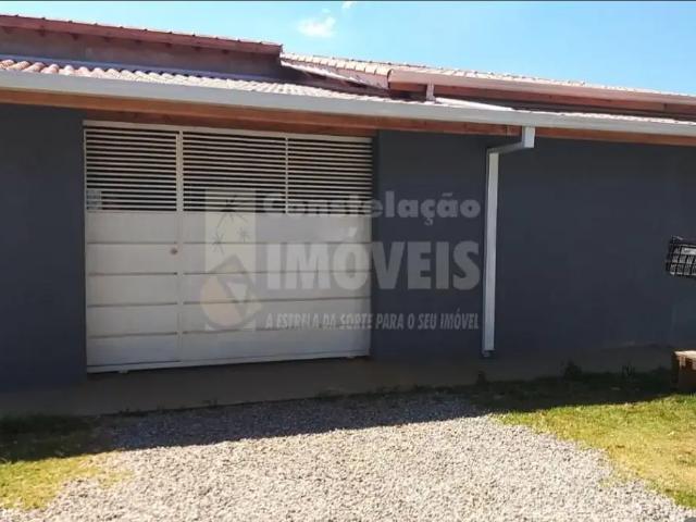 Casa / Sobrado para Locação em Bragança Paulista/SP Guaripocaba 2 Quartos