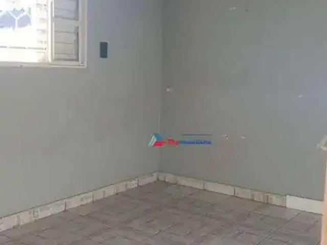 Casa / Sobrado para Locação em Bragança Paulista/SP Jardins 2 Quartos