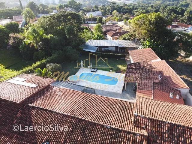 Casa / Sobrado para Locação em Bragança Paulista/SP Lagos de Santa Helena 5 Quartos