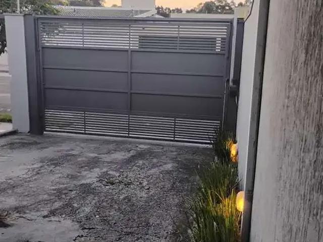 Casa / Sobrado para Locação em Bragança Paulista/SP Residencial dos Lagos 2 Quartos
