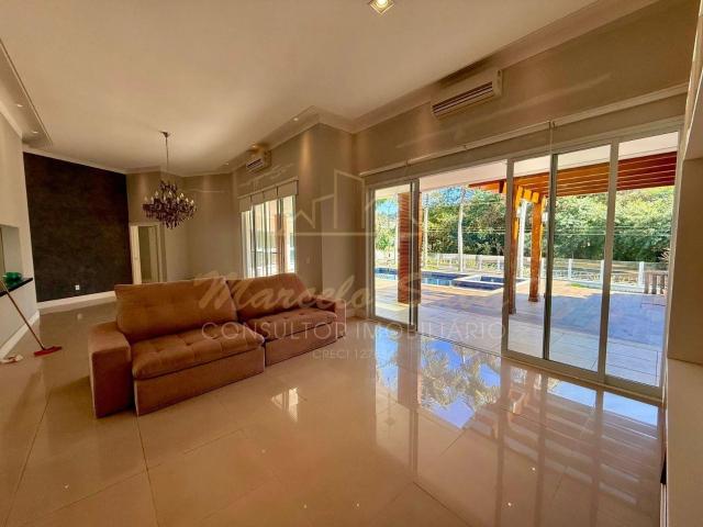 Casa / Sobrado para Locação em Bragança Paulista/SP Residencial Euroville 4 Quartos
