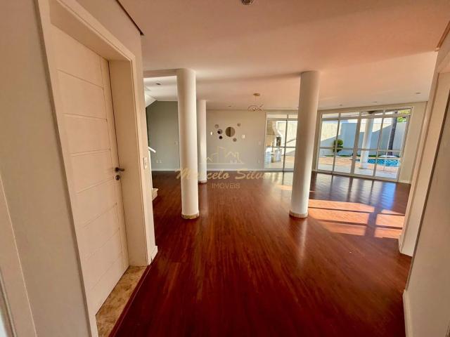 Casa / Sobrado para Locação em Bragança Paulista/SP Residencial Euroville 4 Quartos