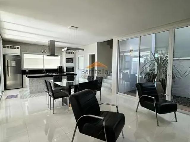 Casa / Sobrado para Locação em Bragança Paulista/SP Residencial Euroville 4 Quartos