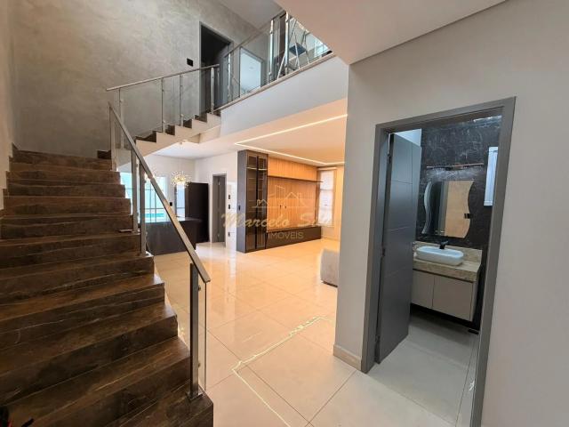 Casa / Sobrado para Locação em Bragança Paulista/SP Residencial Euroville II 4 Quartos