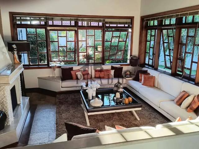 Casa / Sobrado para Locação em Bragança Paulista/SP Residencial Rosário de Fátima 5 Quartos