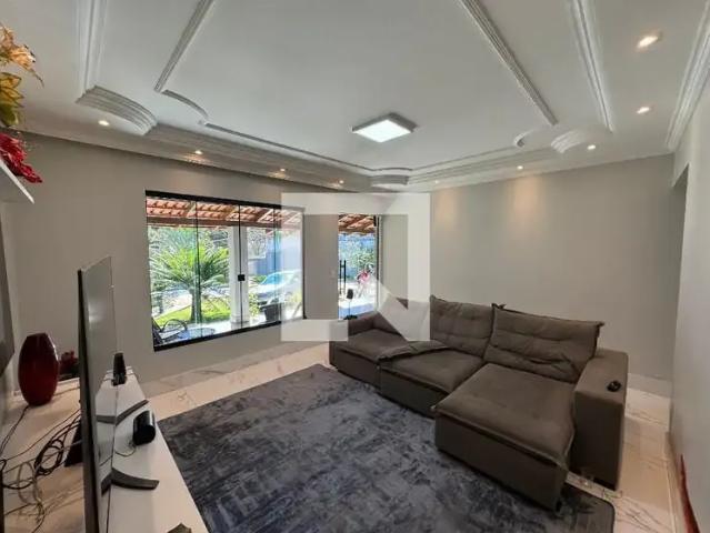Casa / Sobrado para Locação em Brasília/DF Vicente Pires 4 Quartos
