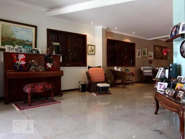Casa / Sobrado para Locação em Brasília/DF Lago Sul 5 Quartos