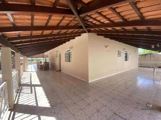 Casa / Sobrado para Locação em Brasília/DF Setor de Mansões do Lago Norte 4 Quartos
