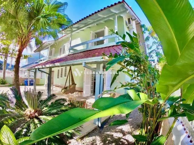 Casa / Sobrado para Locação em Governador Celso Ramos/SC Palmas 5 Quartos