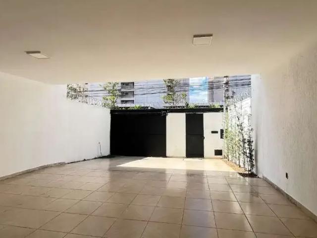 Casa / Sobrado para Locação em Goiânia/GO Jardim Atlântico 3 Quartos