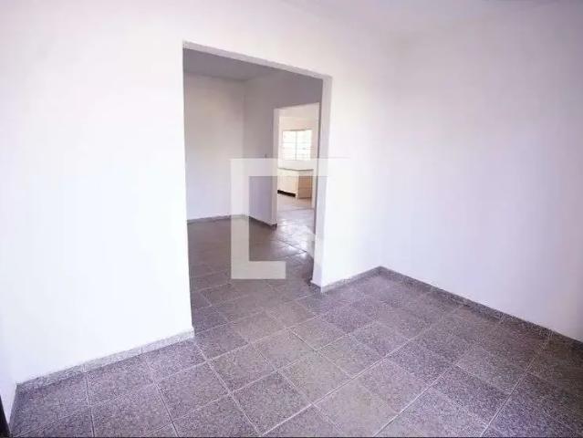 Casa / Sobrado para Locação em Goiânia/GO Jardim Planalto 5 Quartos