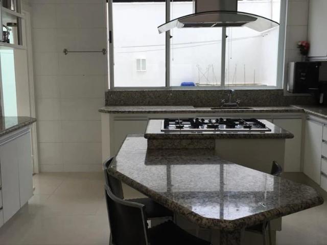Casa / Sobrado para Locação em Goiânia/GO Residencial Granville 4 Quartos