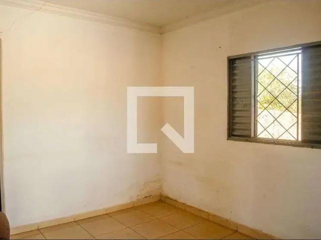Casa / Sobrado para Locação em Goiânia/GO Residencial Recanto do Bosque 3 Quartos