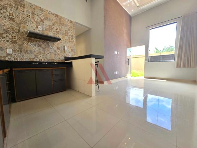 Casa / Sobrado para Locação em Goiânia/GO Residencial Solar Bougainville 3 Quartos