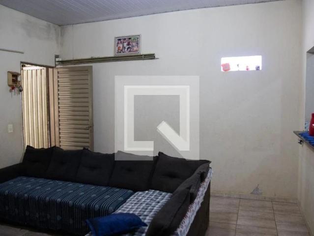 Casa / Sobrado para Locação em Goiânia/GO Setor Morada do Sol 3 Quartos
