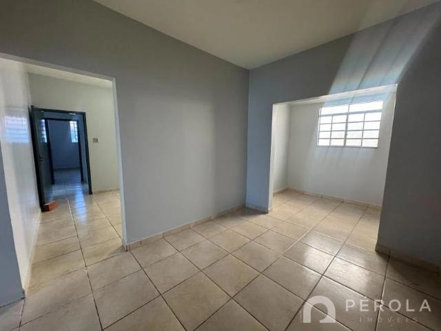Casa / Sobrado para Locação em Goiânia/GO Setor Oeste 3 Quartos