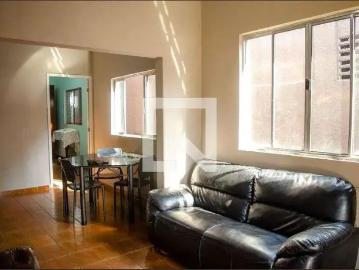 Casa / Sobrado para Locação em Goiânia/GO Setor Central 3 Quartos