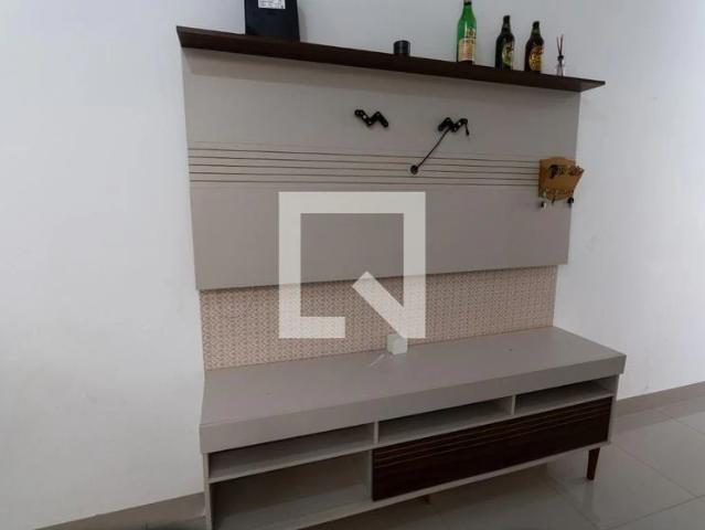 Casa / Sobrado para Locação em Goiânia/GO Setor Faiçalville 2 Quartos
