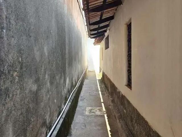 Casa / Sobrado para Locação em Goiânia/GO Setor Leste Universitário 2 Quartos