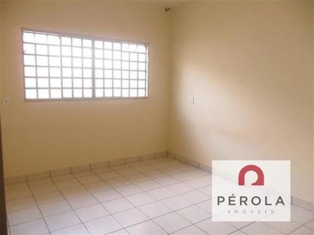 Casa / Sobrado para Locação em Goiânia/GO Setor Sudoeste 2 Quartos