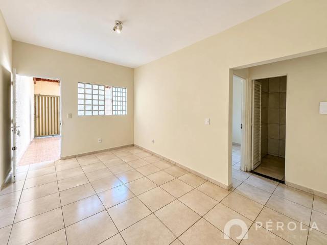 Casa / Sobrado para Locação em Goiânia/GO Vila Jardim São Judas Tadeu 2 Quartos