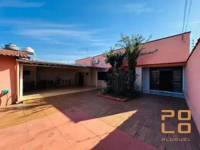 Casa / Sobrado para Locação em Goiânia/GO Vila Santa Isabel 3 Quartos