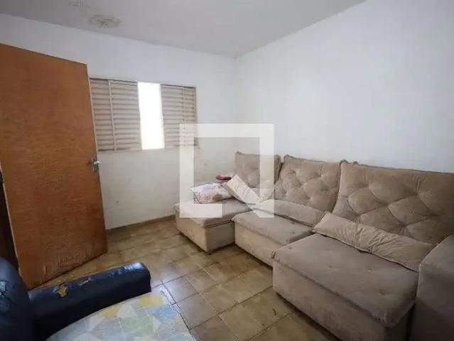 Casa / Sobrado para Locação em Goiânia/GO Vila União 3 Quartos