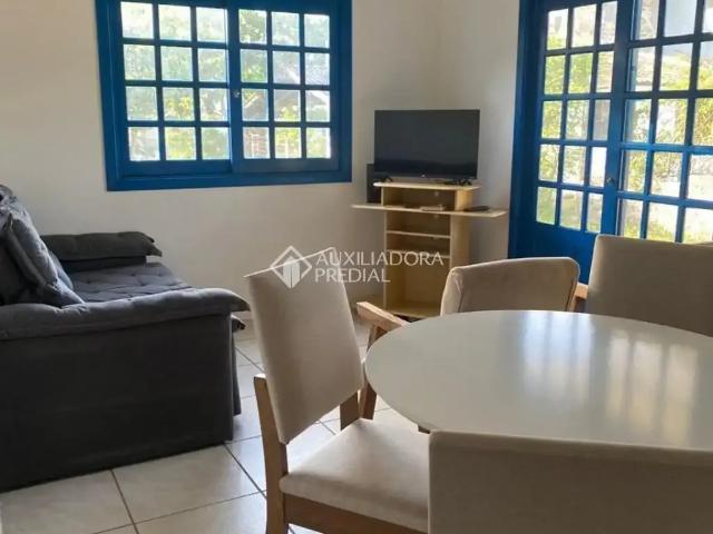 Casa / Sobrado para Locação em Garopaba/SC Centro 2 Quartos