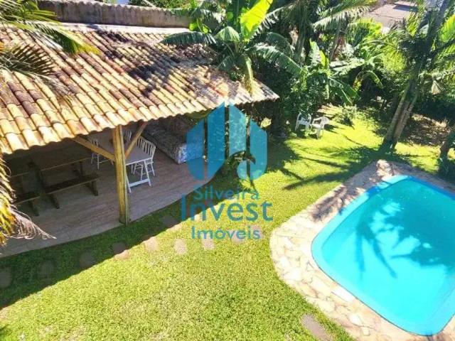 Casa / Sobrado para Locação em Garopaba/SC Centro 4 Quartos