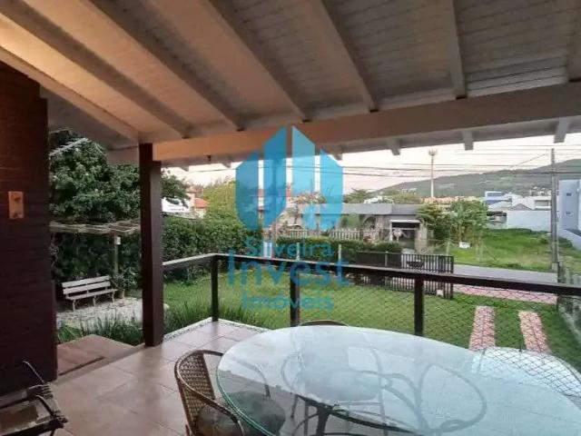 Casa / Sobrado para Locação em Garopaba/SC Ferraz 3 Quartos