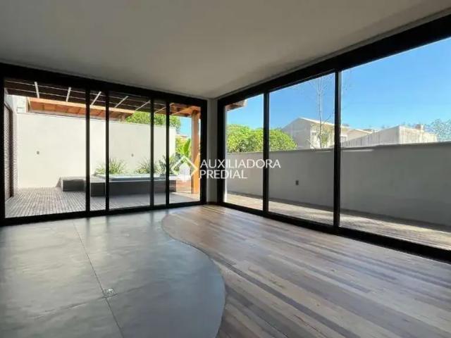 Casa / Sobrado para Locação em Garopaba/SC Jardim Panorâmico 3 Quartos