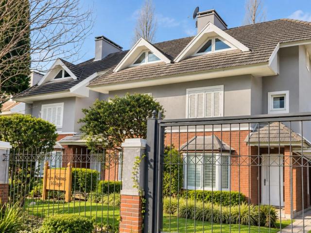 Casa / Sobrado para Locação em Gramado/RS Planalto 4 Quartos