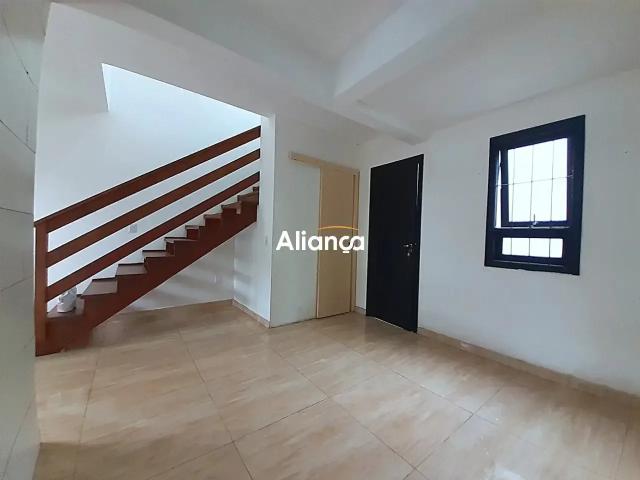 Casa / Sobrado para Locação em Gravataí/RS Cruzeiro 2 Quartos